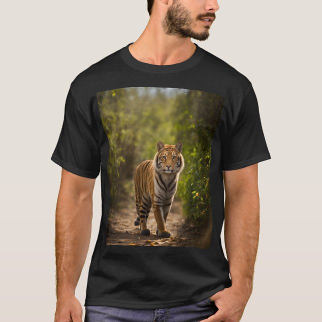 REAL TIGER BEST PIC T-Shirt (Front)