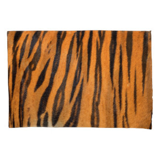 Realistic tiger skin texture. pillowcase