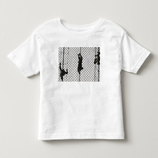 recruits completing an obstacle toddler t-shirt (Front)
