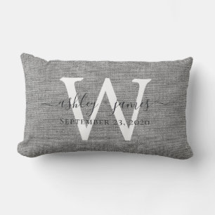 Rectangle Coussin de mariage en lin gris avec monogramme bla