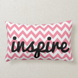 Rectangle Le coussin inspiré rose de Chevron inspirent