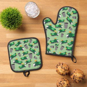 Recycling Garbage Truck Pattern Oven Mitt & Pot Holder Set