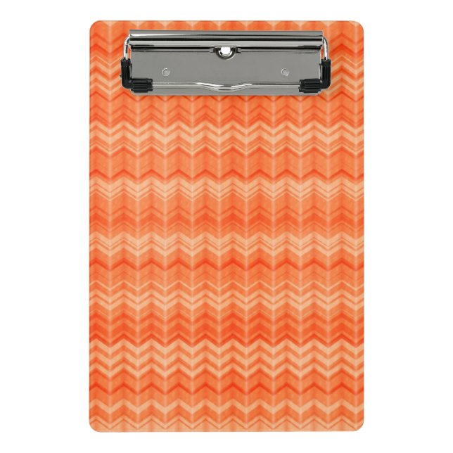 Red abstract zigzag textile pattern mini clipboard (Front)