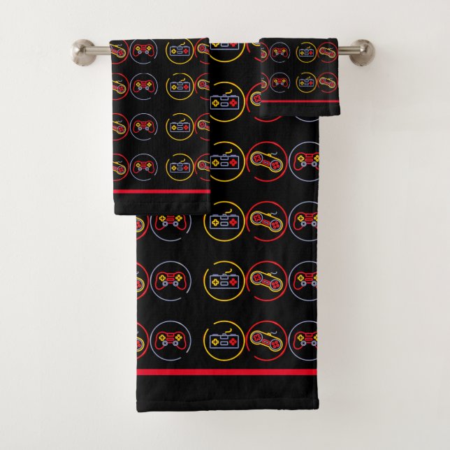 Red And Black Gamer Pattern Bath Towel Set (Insitu)