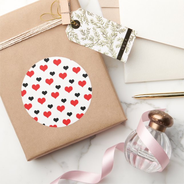 Red and black hearts romantic classic round sticker (Gifting)