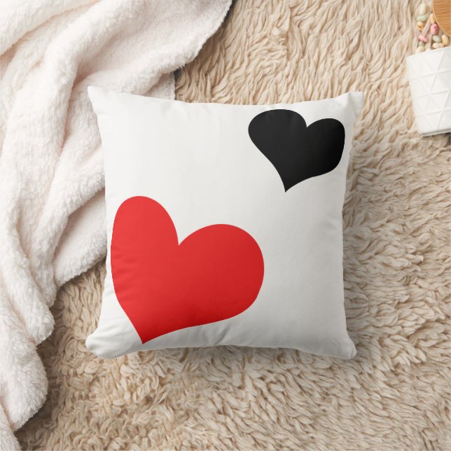 Red and black hearts throw pillow (Blanket)