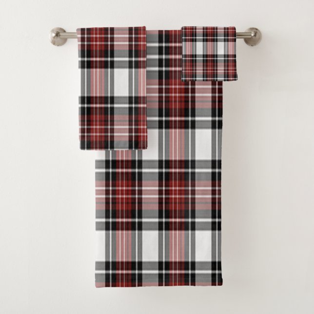 Red And Black Plaid Bath Towel Set (Insitu)