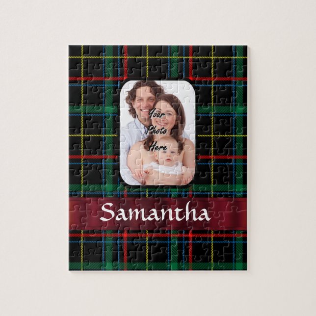 Red and green tartan jigsaw puzzle (Vertical)