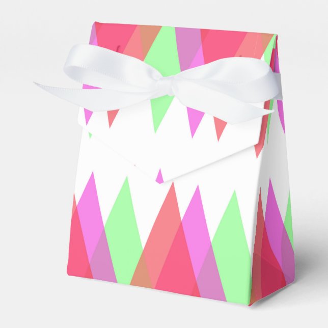 Red and green triangles favor box (Front Side)