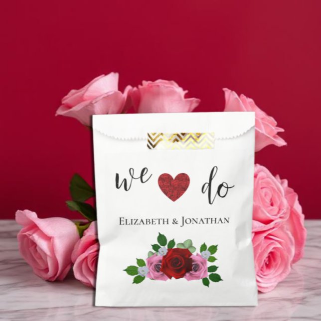 Red and Pink Roses Wedding Favour Bag (Creator Uploaded)