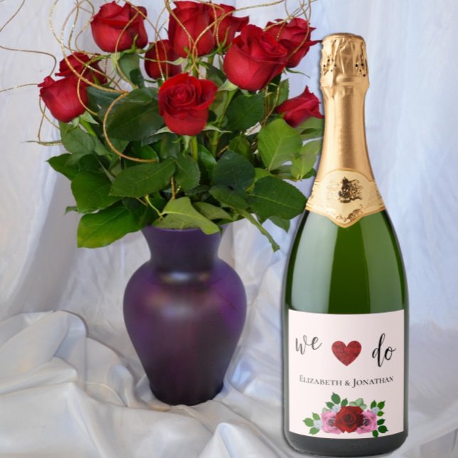Red and Pink Roses Wedding Sparkling Wine Label (Creator Uploaded)