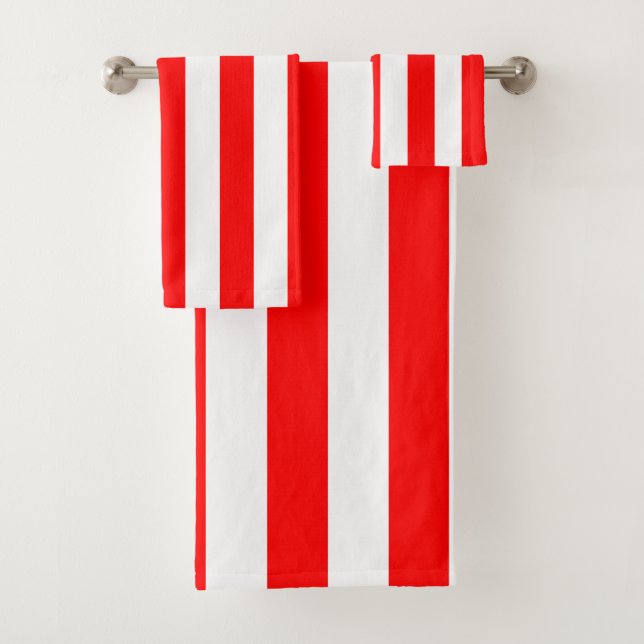 Red and White Cabana Stripes  (En situation)