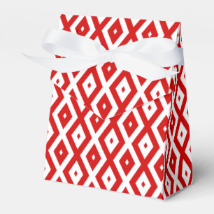 Red and white diamond pattern favor box