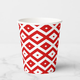 Red and white diamond pattern paper cups