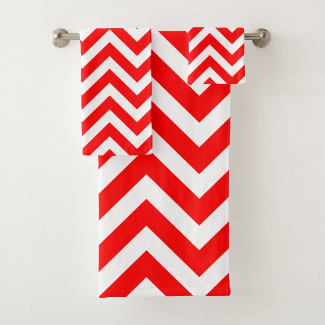 Red and White Large Horizontal Chevron Stripes Bath Towel Set (Insitu)