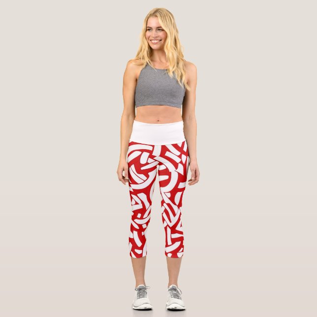 💫 Red and White Spiral Pattern 🎨 Capri Leggings (Front)