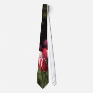 Red and White Tulip Tie