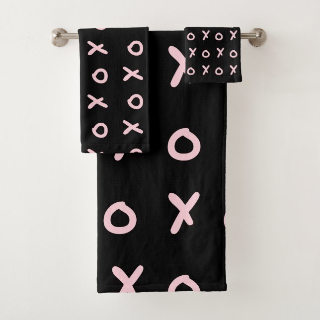 Red & Baby Pink X O XO XO's Trendy Cute Bath Towel Set (Insitu)