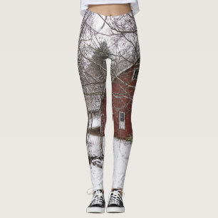 Red Barn In The Snow Leggings