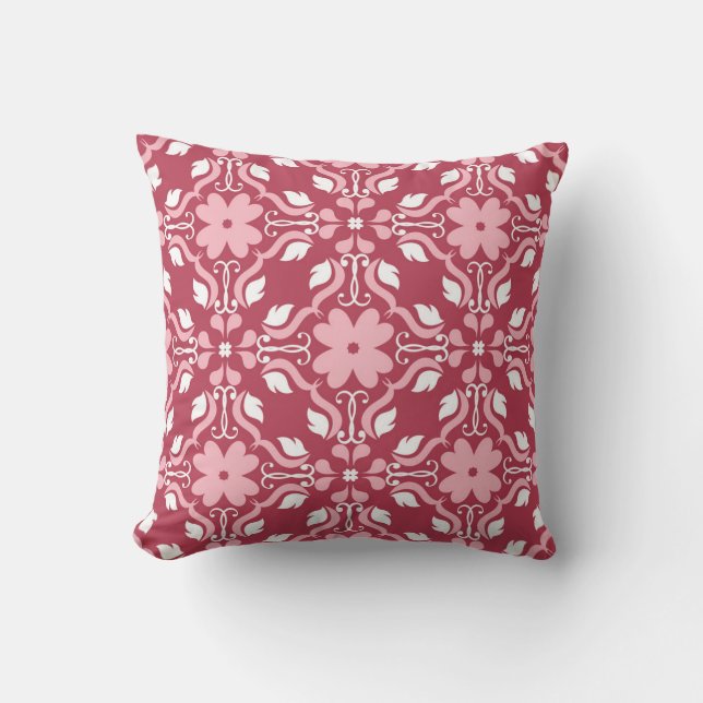 Red, beige floral, seamless wallpaper pattern. throw pillow (Front)
