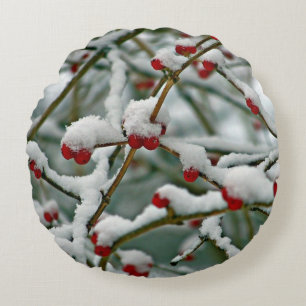 Red Berries in Winter Snow Round Pillow