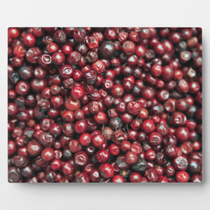 Red berries of the Himalayas Plaque