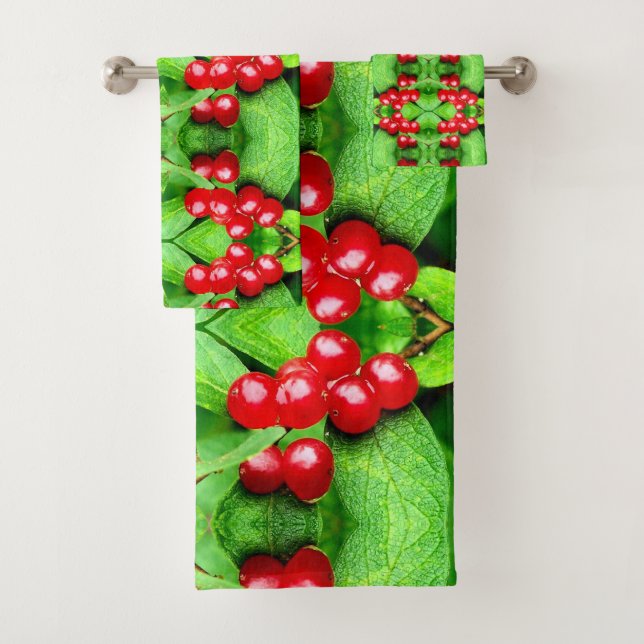 Red Berries With Raindrops Abstract Nature  Bath Towel Set (Insitu)