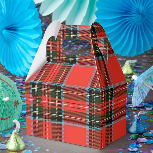 Red Black and White Plaid Pattern Gable Favor Box (Party)