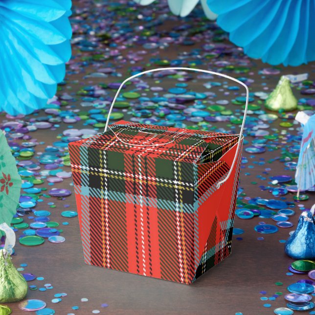 Red Black and White Plaid Pattern Take Out Favor Box (Party)