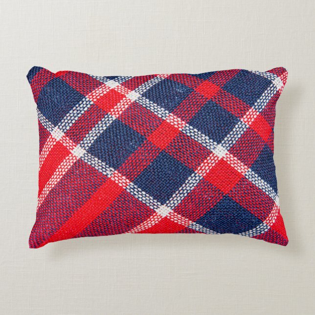 Red-blue chequered woollen texture. accent pillow (Front)