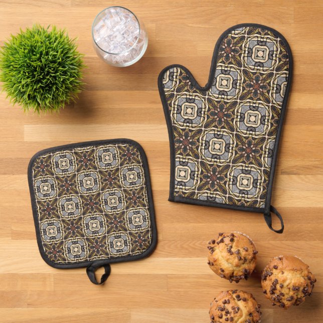 Red Brown Grey Ochre Bohemian Bali Art Motif Oven Mitt & Pot Holder Set (Top Down)