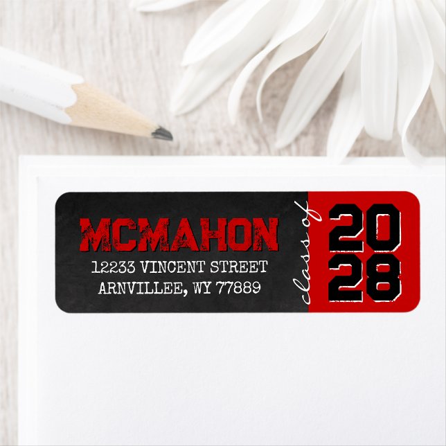 Red Chalkboard Graduation Return Adresse (Matching Envelopes, Return Address Labels & Envelope Seals)