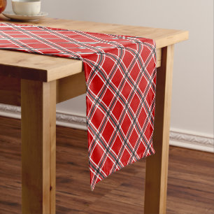 Red chequered short table runner