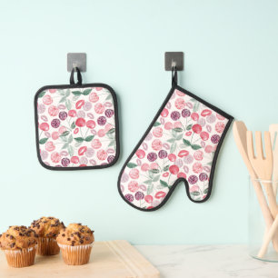 Red cherry berry fruit stylish oven mitt & pot holder set