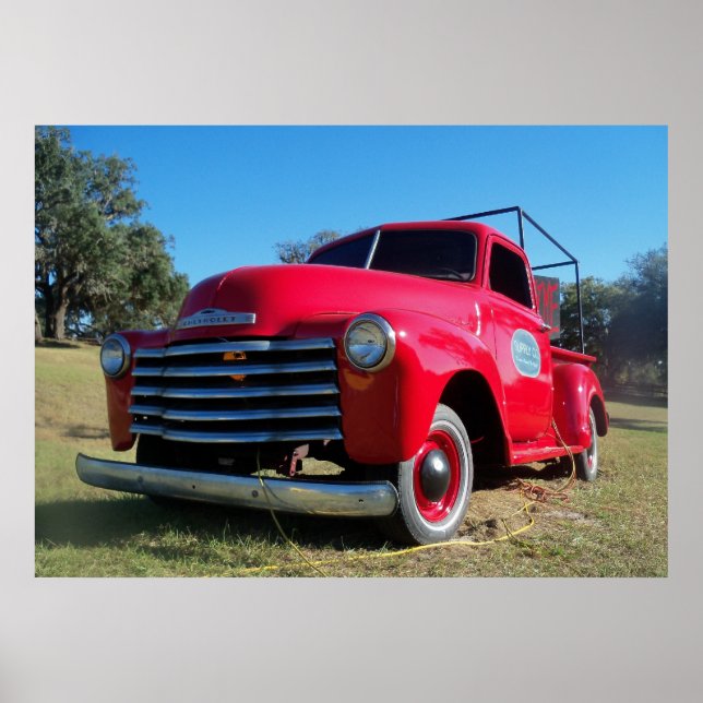Red Chevrolet Country Pickup Truck Poster Photo (Devant)