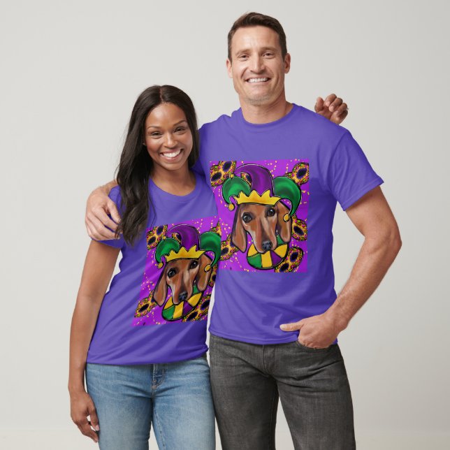 RED DACHSHUND       T-Shirt (Unisex)