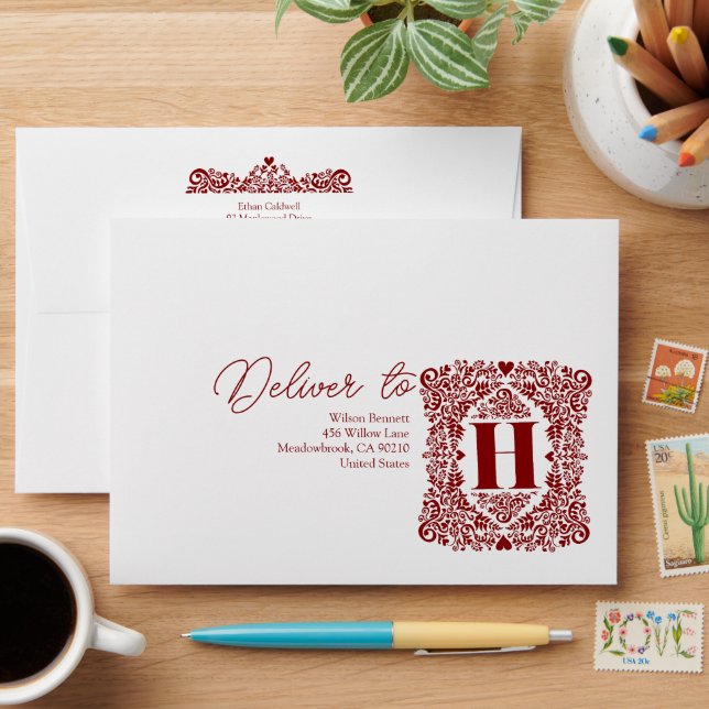 Red Damask Initial H Modern Envelope (Desk)