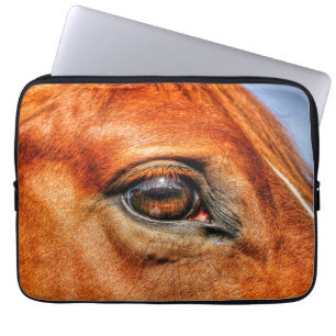 Red Dun Horse's Eye Animal-lover Photo Laptop Sleeve
