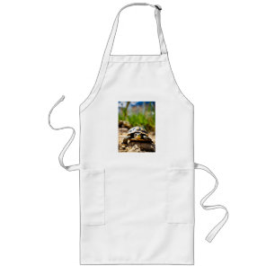 Red-Eyed Grin: The Laughing Turtle Long Apron