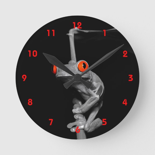 Red Eyed Tree Frog Round Clock (Front)