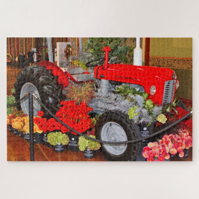 Red farm tractor Jigsaw Puzzle (Horizontal)