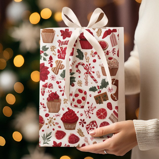 Red Festive Christmas Pattern | Gift Bag (Creator Uploaded)
