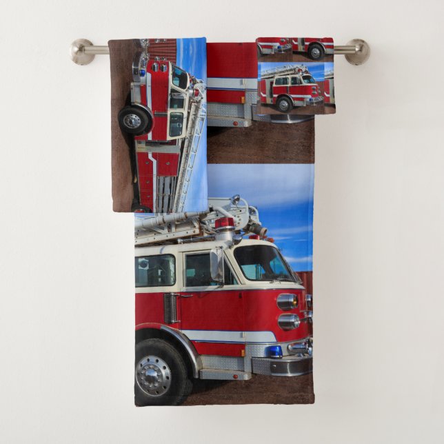 Red Fire Truck Bath Towel Set (Insitu)