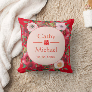 Red floral wreath Chinese wedding tea ceremony Throw Pillow