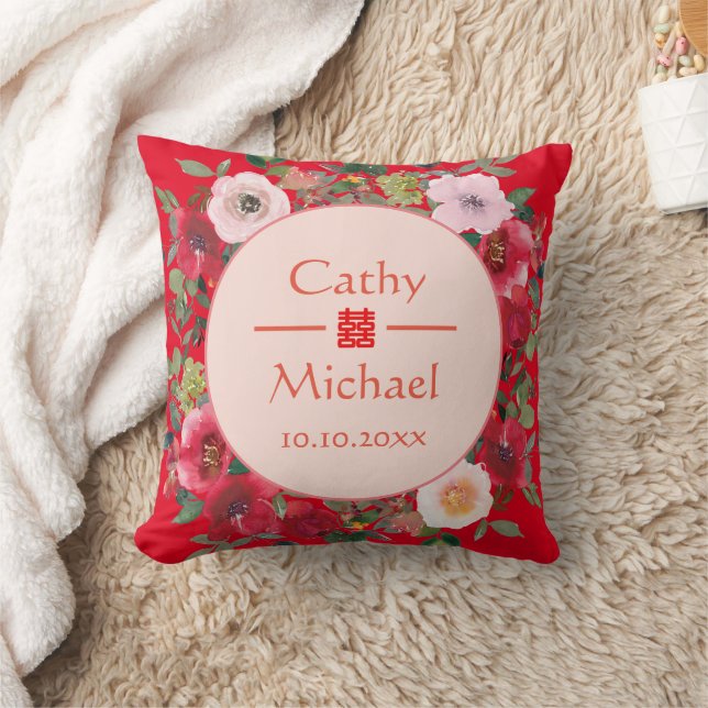 Red floral wreath Chinese wedding tea ceremony Throw Pillow (Blanket)