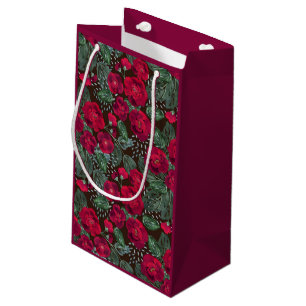 Red flowers, watercolor floral pattern. small gift bag