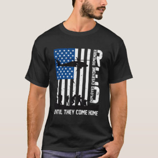 Red Friday Remember Everyone Deployed Distressed U T-Shirt