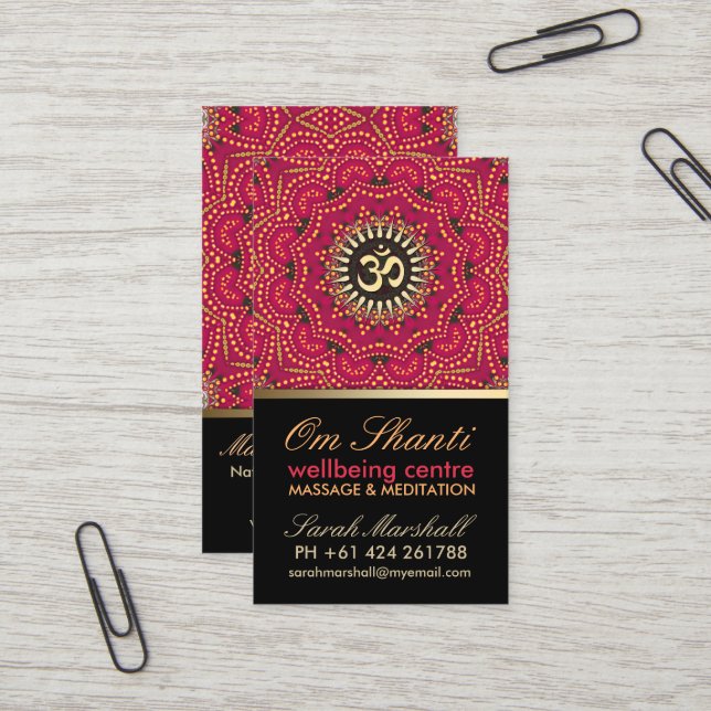 Red+Gold Om Shanti Yoga Carte de visite de bien-êt (Devant/Arrière en situation)