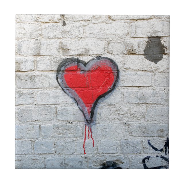Red graffiti heart tile (Front)