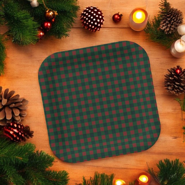 Red Green Buffalo Plaid Holiday Paper Plate (Creator Uploaded)